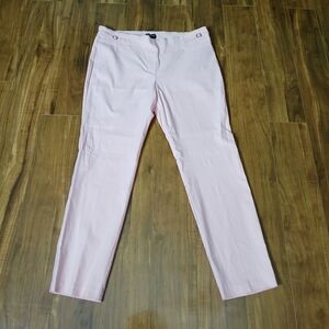 Soho Pink Skinny Cropped Pants Size LARGE. Never Worn.